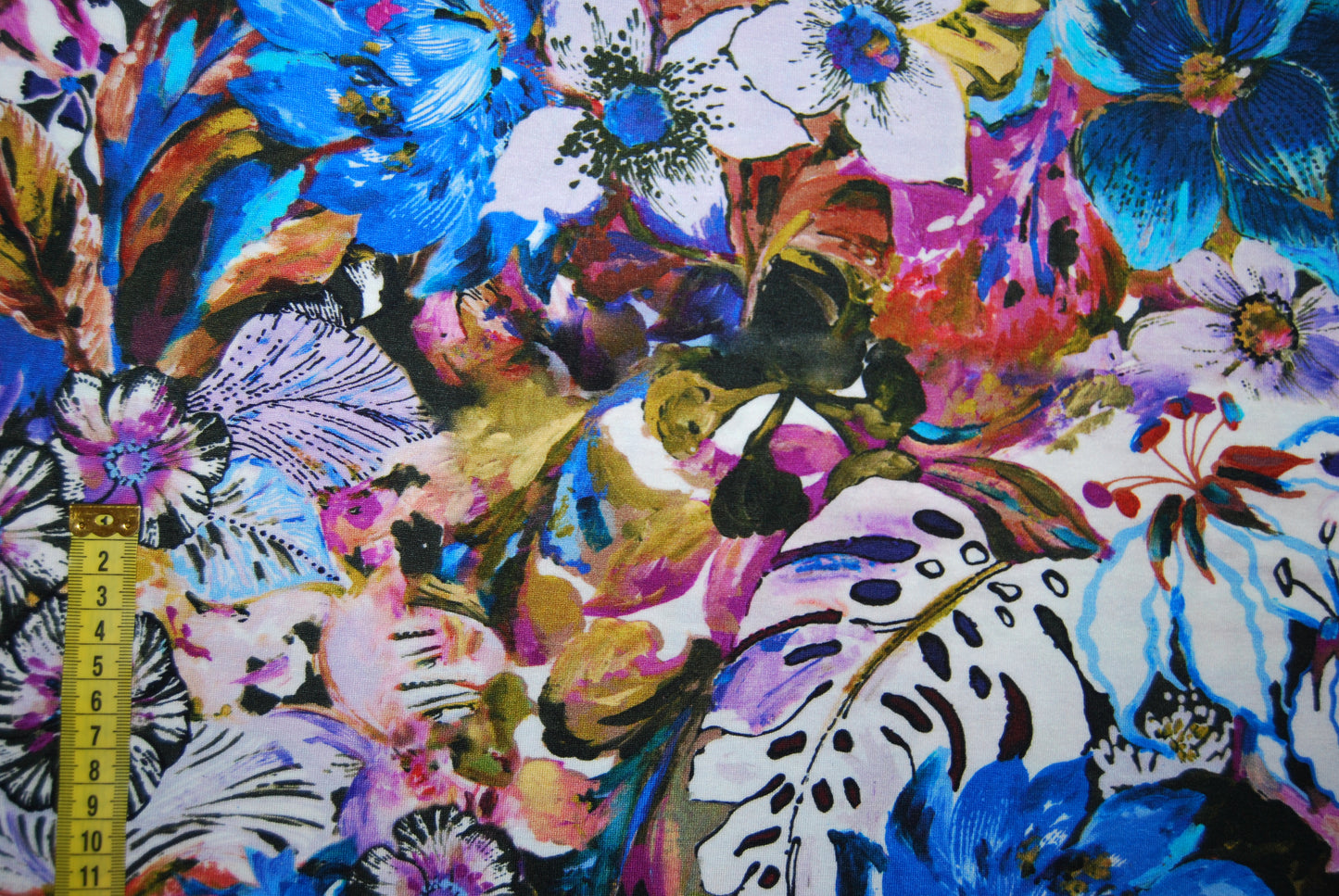 Royal flowers viskostrikå