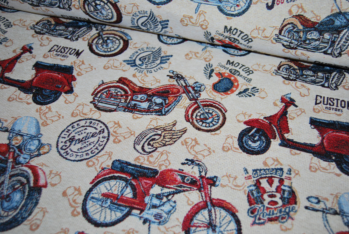 Motorcyklar gobeläng