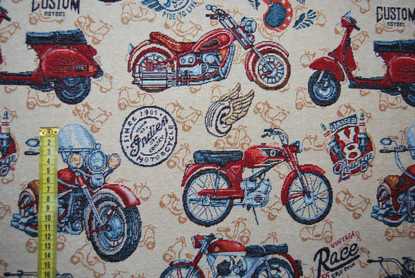 Motorcyklar gobeläng