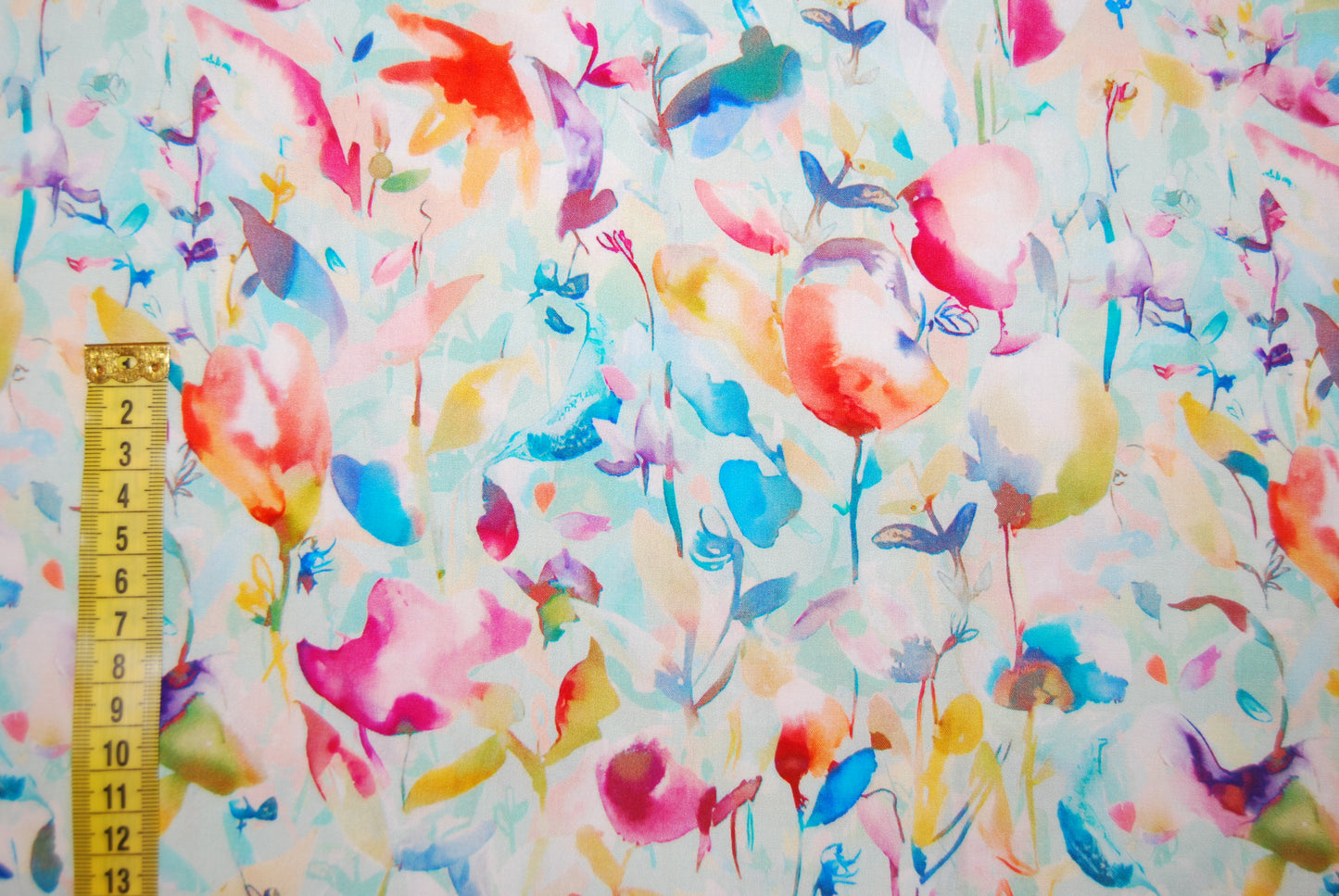 Akvarellblommor viskos poplin