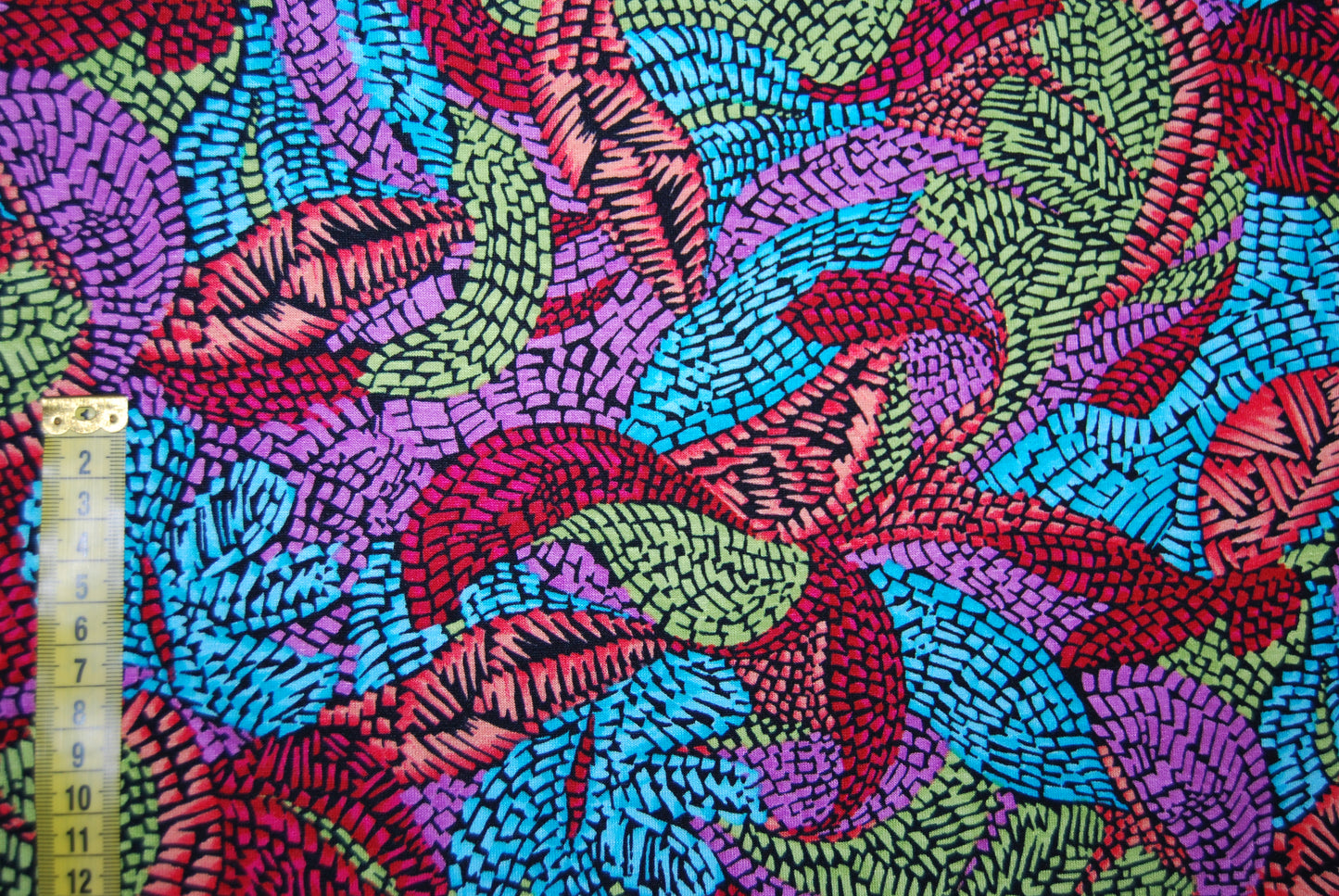 Graphic leaves viskostrikå