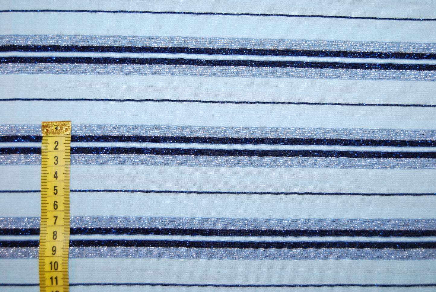 Glitterrand REA (säljs per meter)