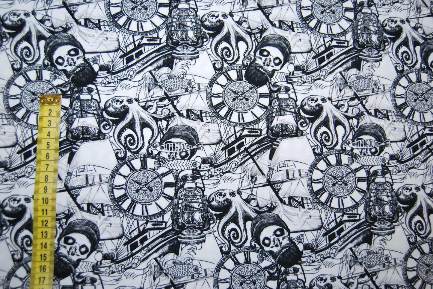 Sailor skulls trikå