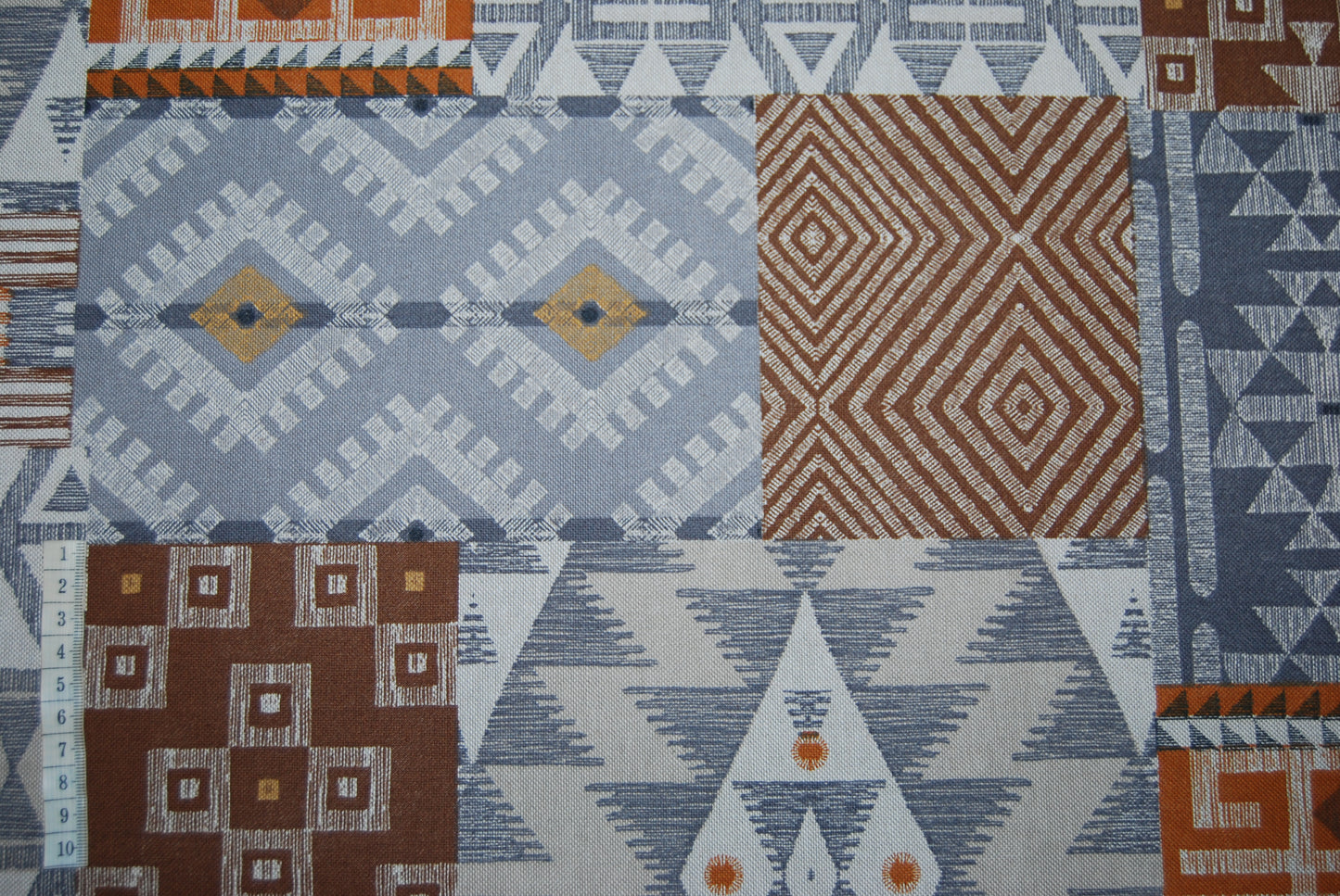 African patterns linneliknande