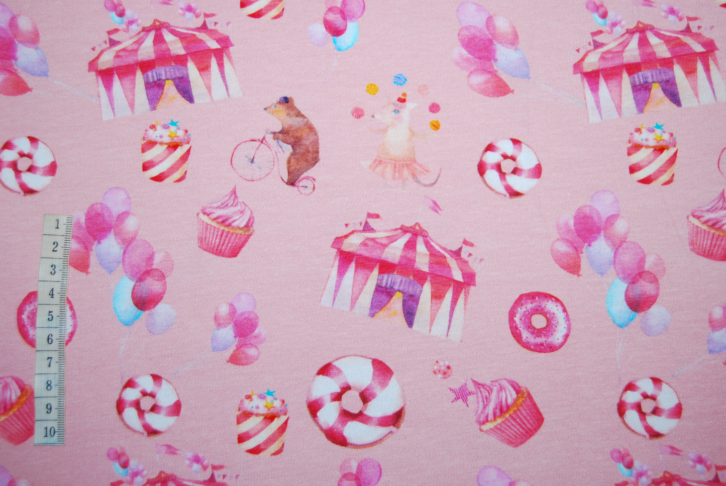 Fantasy circus digitalt tryck (fler färger)