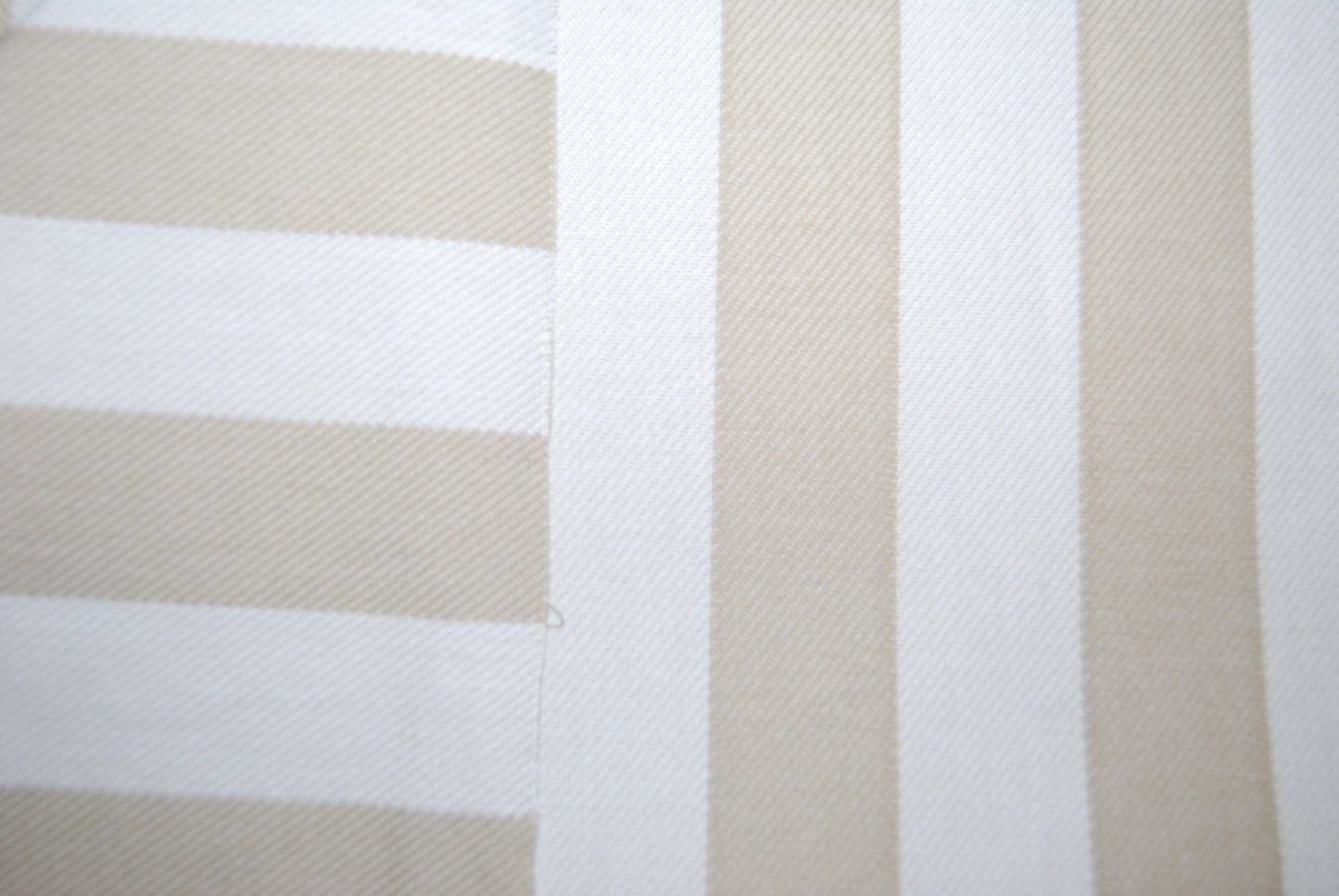 Jacquard möbeltyg rand