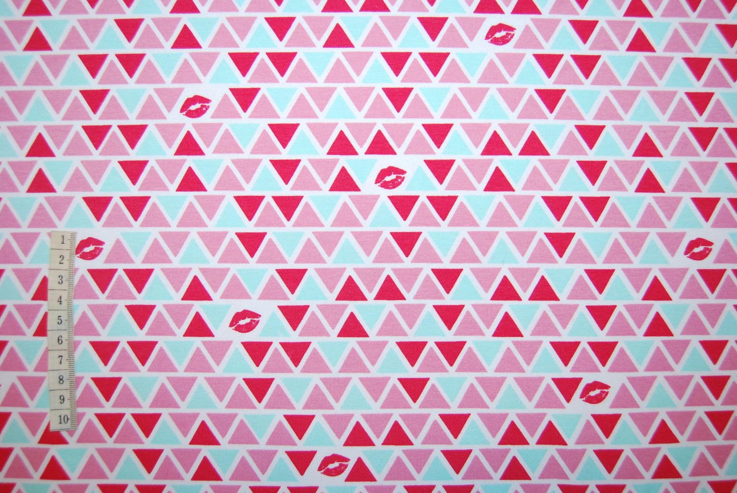 Kisses for you trikå