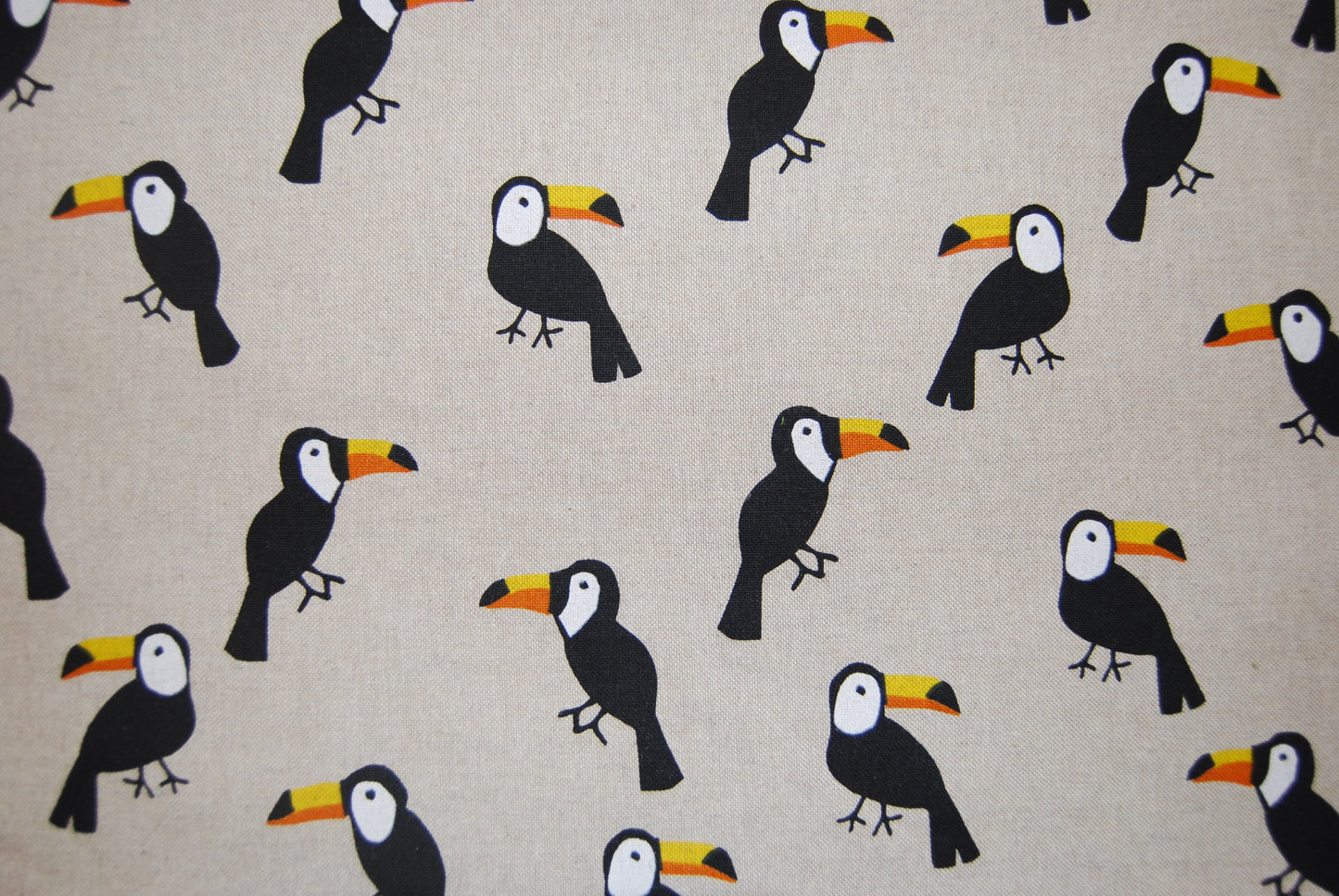 Tucan linneliknande