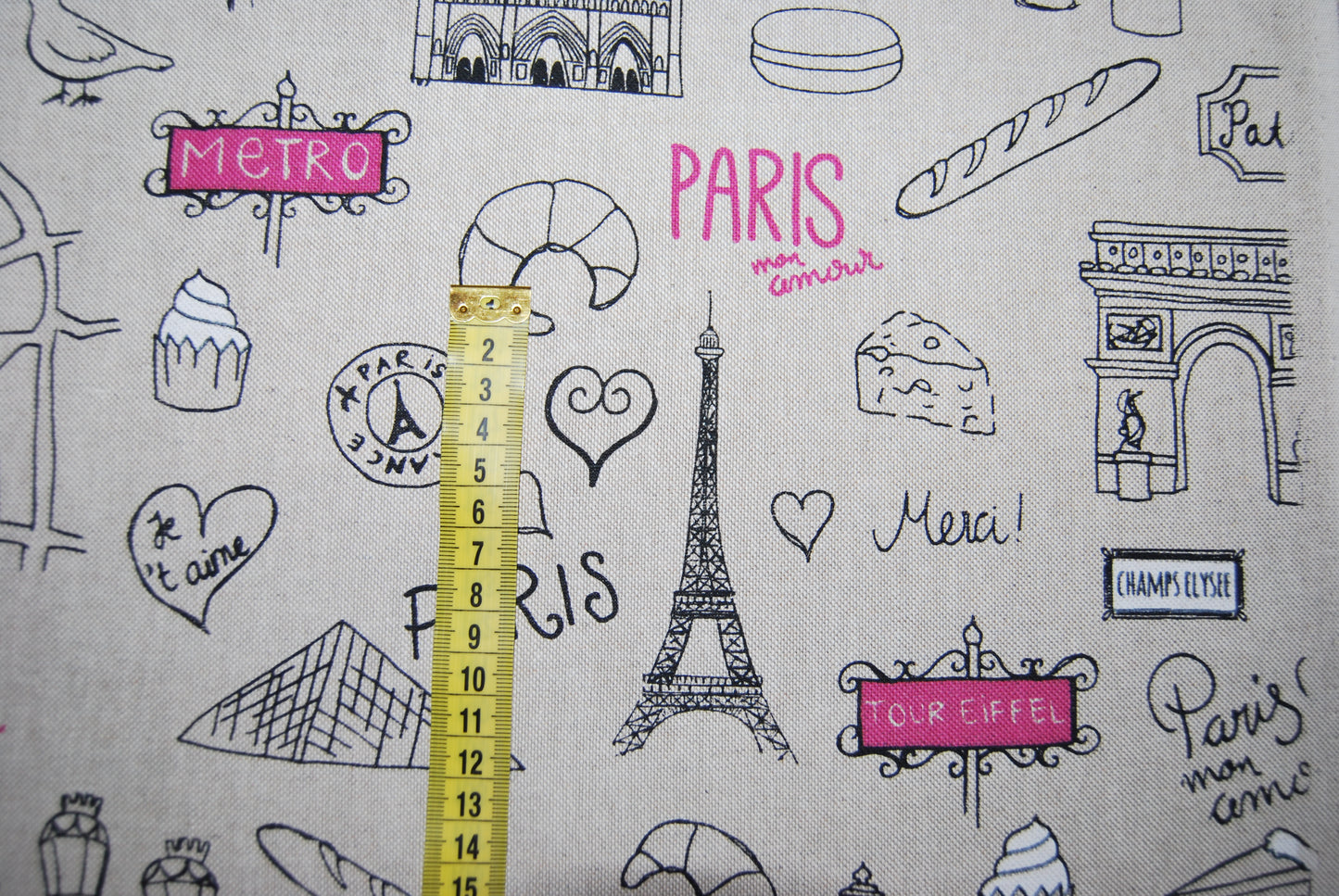 Paris linneliknande