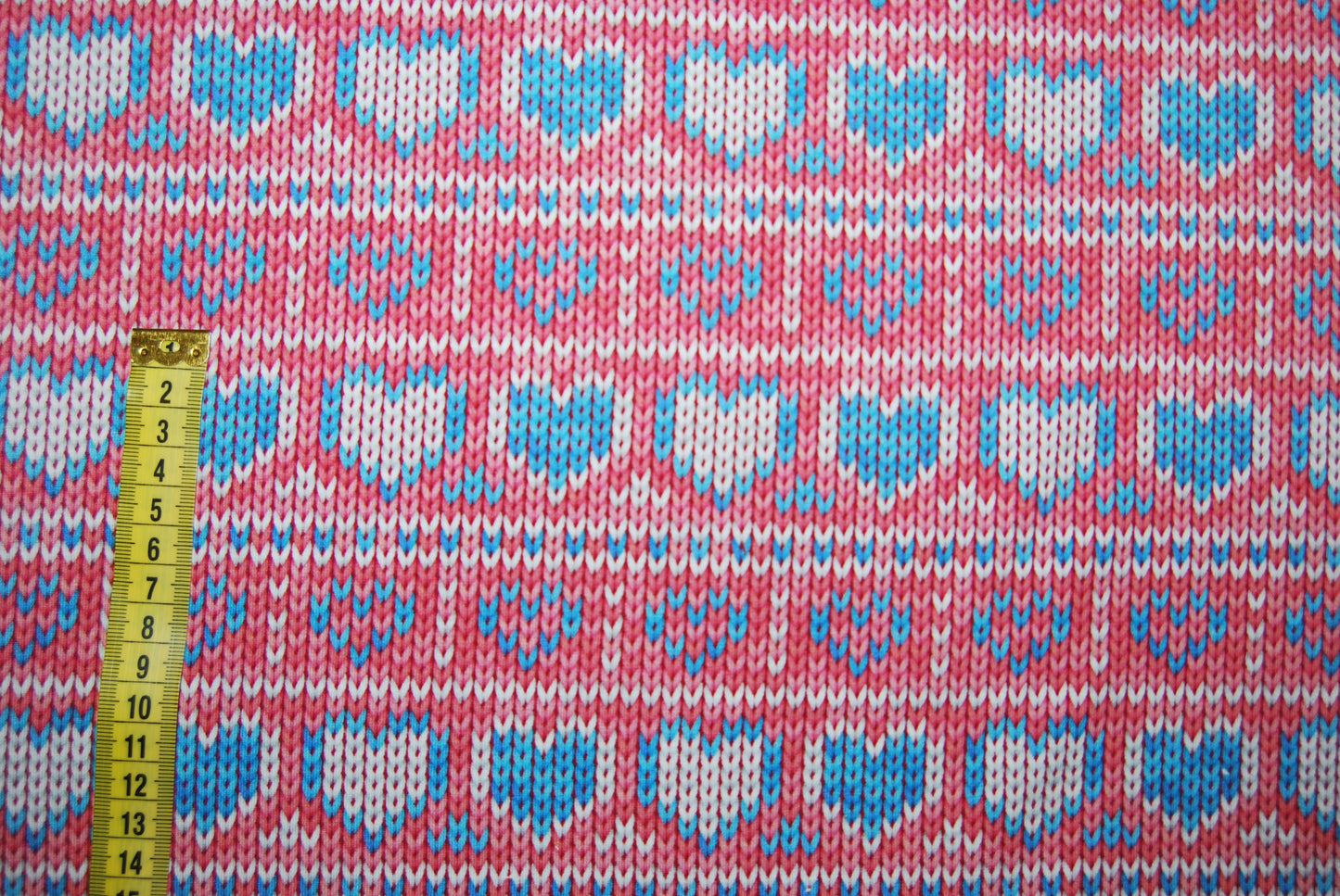 Stickade hjärtan trikå