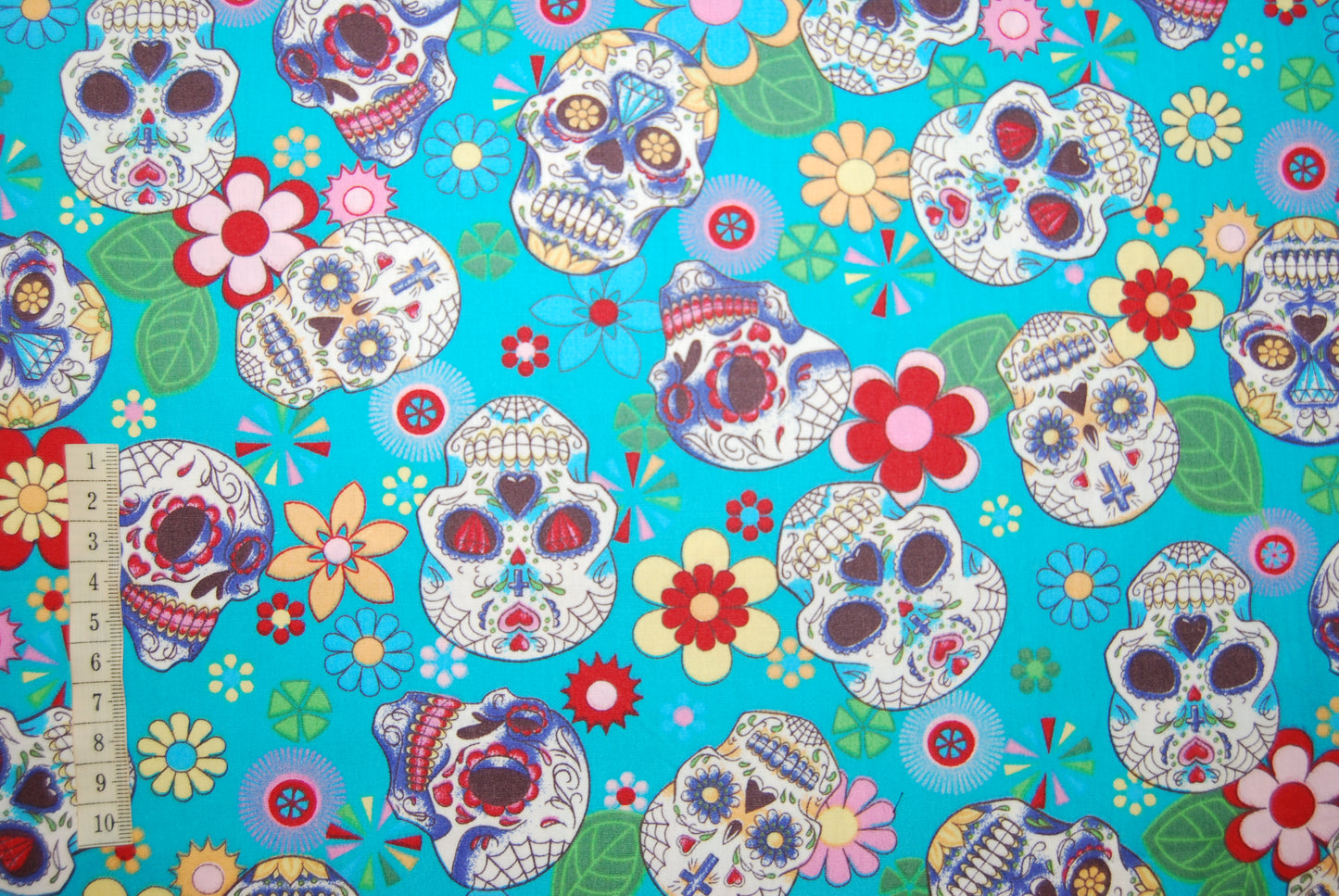 Candy skulls bomullspoplin (fler färger)