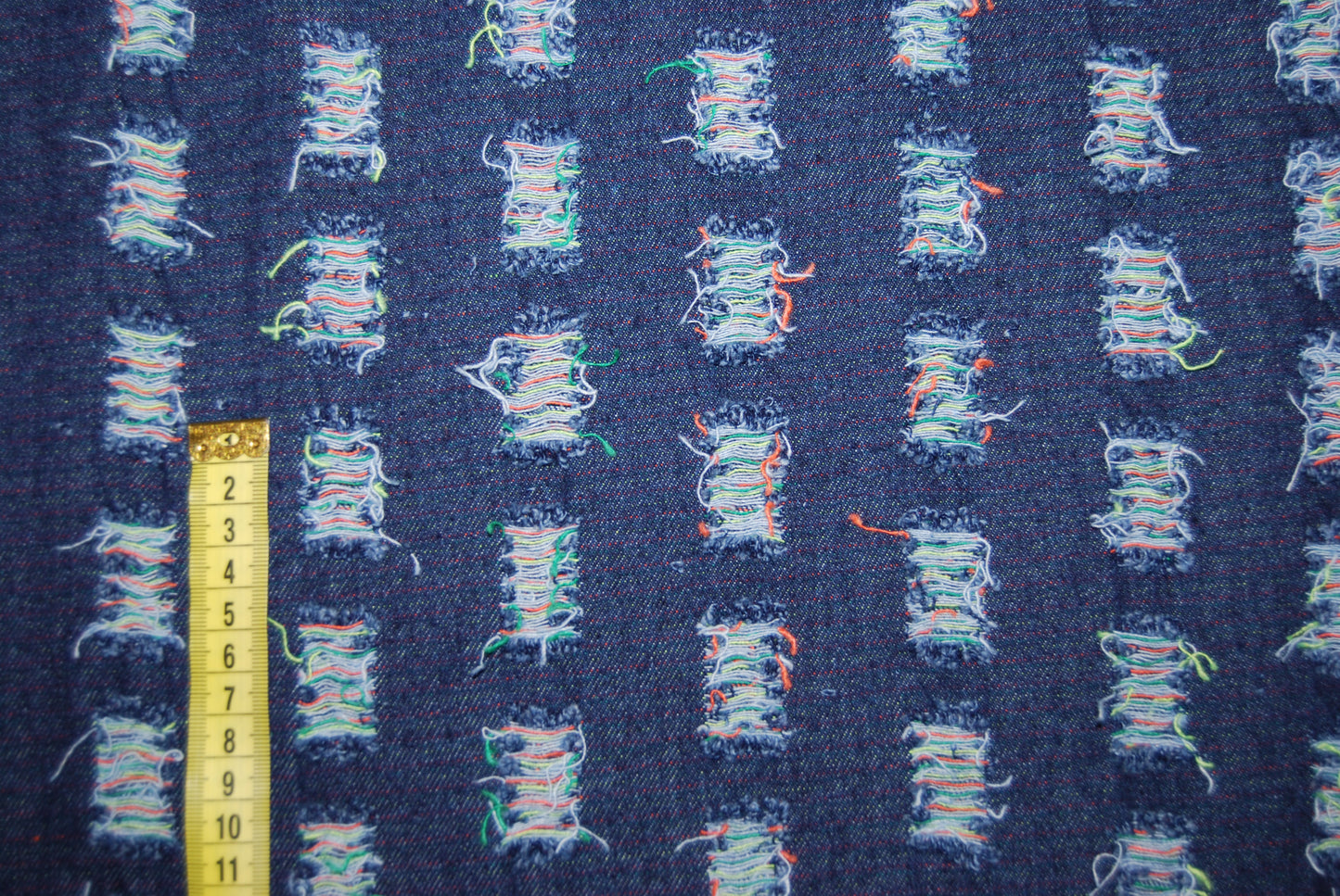 Jeans hålad (fler färger)