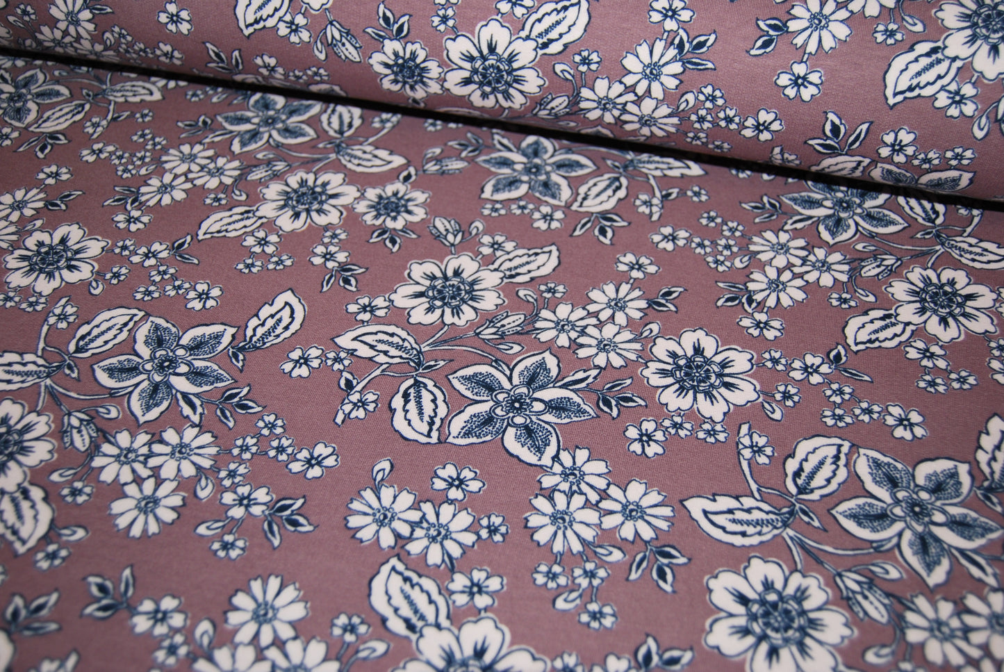 Soft flowers jogging (fler färger)