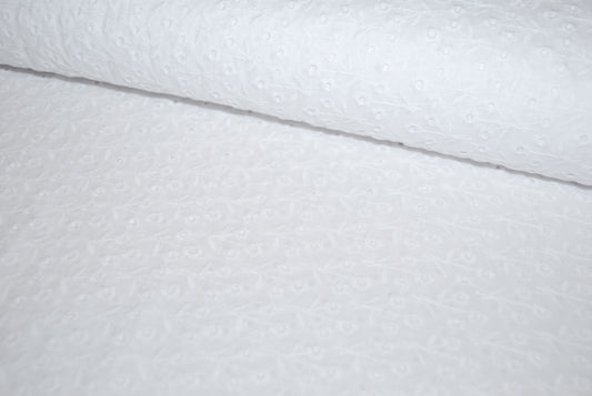 Broderad voile