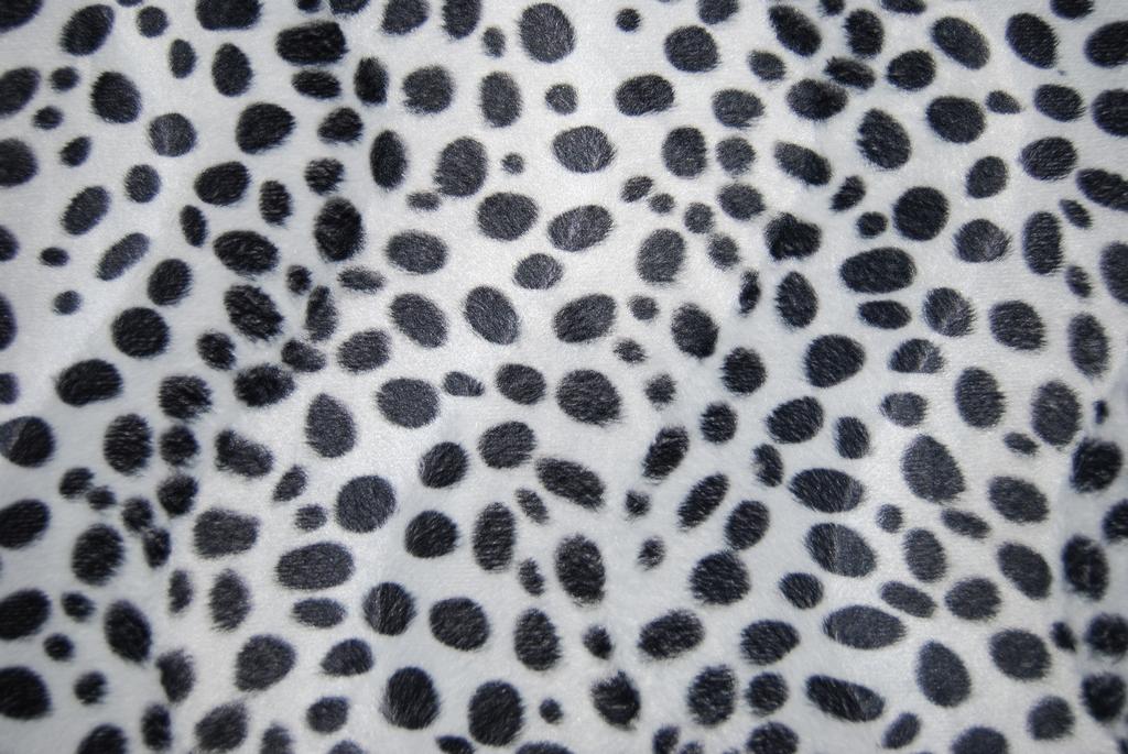 Dalmatin fuskpäls (fler färger)