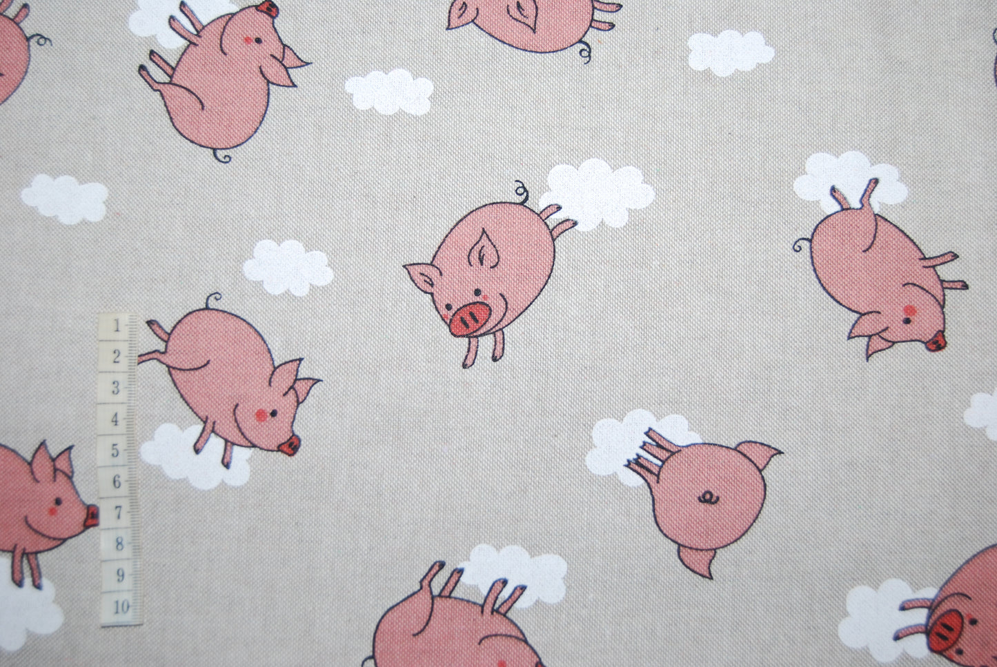 Flying pigs linneliknande